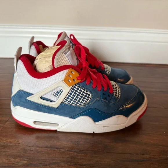 Jordan Air 4 Retro Little Kid “Messy Room” Blue, White and Red Size 4 - Picture 6 of 14